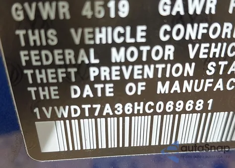 2017 Volkswagen Passat 1.8T R-Line из США, поврежденный, VIN 1VWDT7A36HC069681